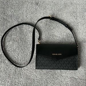 Michael Kors Crossbody Bag